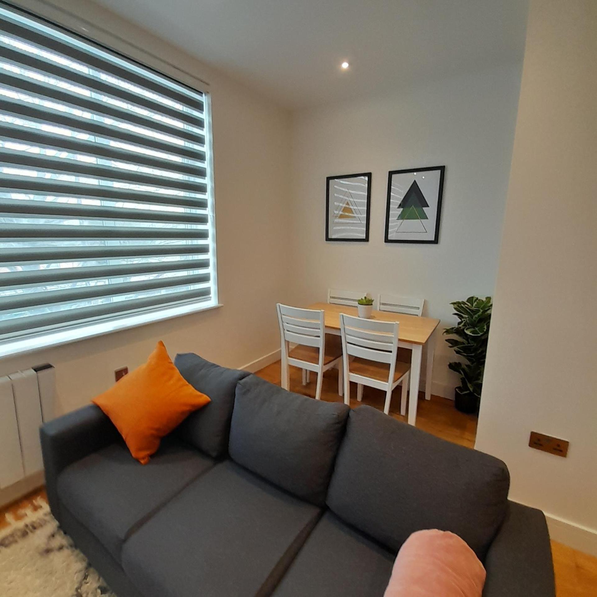Vila Deluxe Chic 1 2 Bed Apts Near Heathrow Legoland Windsor Slough Exteriér fotografie